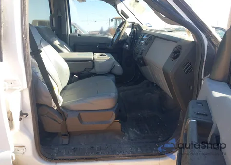 2014 Ford F-250 Xl z USA, uszkodzony, nr VIN 1FT7W2BT2EEB67986